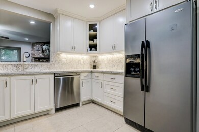 4036 Laura Leigh Dr, Friendswood, TX 77546 - photo 4