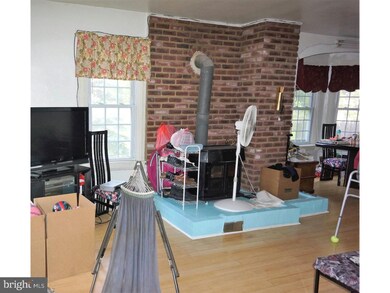 168 Jenkins Ave, Lansdale, PA 19446 - photo 2