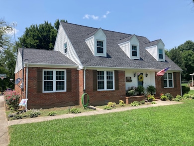 111 Idle Dr, Shelbyville, TN 37160 - photo 2