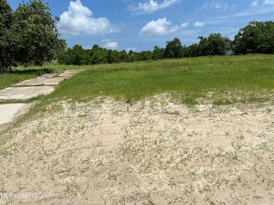 606 S Beach Blvd, Waveland, MS 39576 - photo 4