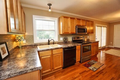 Kitchen 3