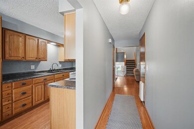 4552 50th St, Des Moines, IA 50310 - photo 3