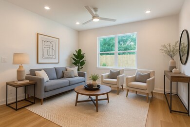 2213 Brackenridge St unit A, Houston, TX 77026 - photo 2