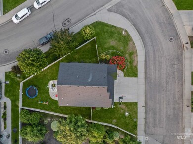 1328 W Cobblefield St, Meridian, ID 83646 - photo 4