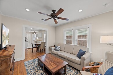 1715 Blount St, Houston, TX 77008 - photo 5