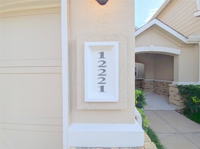 12221 Medina Lake Dr, Tomball, TX 77377 - photo 2