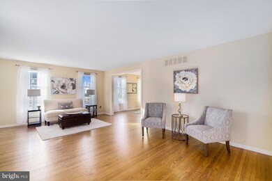 4 Wexford Ct, Cherry Hill, NJ 08003 - photo 3