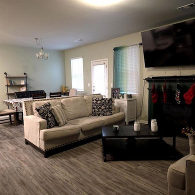 315 Pinewood Dr, Woodstock, GA 30189 - photo 2