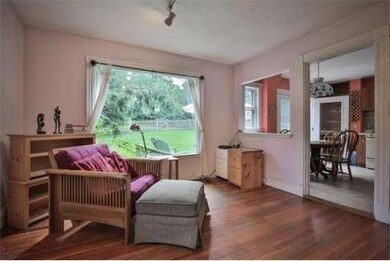 31 Beacon Street Cir, Milton, MA 02186 - photo 6