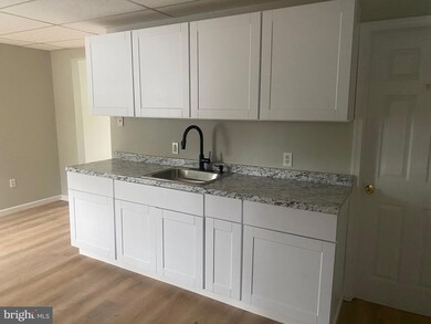 617 New York St, Dunmore, PA 18509 - photo 2