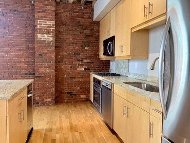 99-105 Broad St unit 4E, Boston, MA 02110 - photo 3