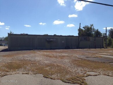 2018 US Hwy 301 S - back