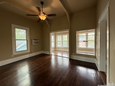 210 Eleanor Ave unit 3, San Antonio, TX 78209 - photo 2