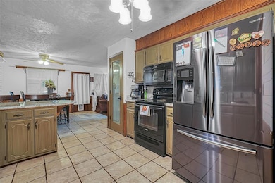 1108 S 13th St, Clinton, OK 73601 - photo 5