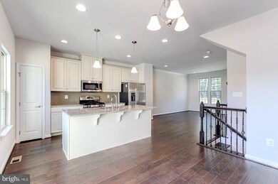 7 Gates Park Ct, Halethorpe, MD 21227 - photo 7