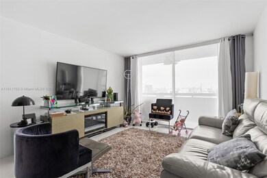 Parc Plaza Condominiums unit 14F, Miami Beach, FL 33139 - photo 5