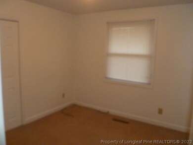 927 Stoneykirk Dr, Fayetteville, NC 28314 - photo 7