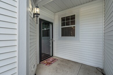 2820 Glacier Way unit B, Wauconda, IL 60084 - photo 3