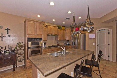 004_Kitchen