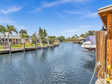 959 Nautilus Isle, Dania, FL 33004 - photo 4