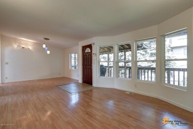 7426 Bern St, Anchorage, AK 99507 - photo 5