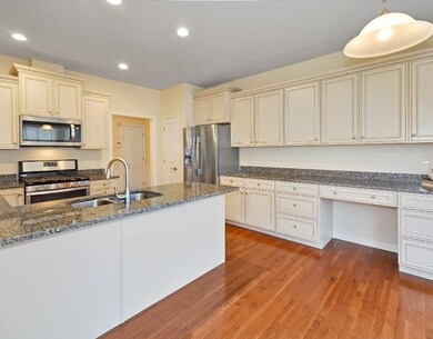 135 Skyline Dr unit 135, Acton, MA 01720 - photo 7
