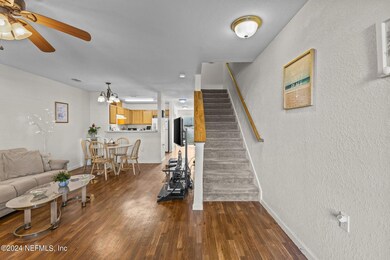 6-WeGoFar_22StanleyRd_006