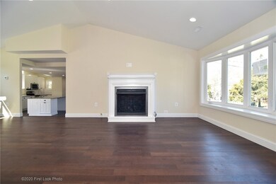 11 Hull St, Jamestown, RI 02835 - photo 3