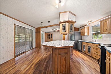 13803 Bryan Ave, Alvin, TX 77511 - photo 5