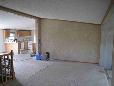 9981 W Myers Ct, Angola, IN 46703 - photo 6