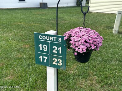 17 Ivy Ridge Close unit 622, Freehold, NJ 07728 - photo 4