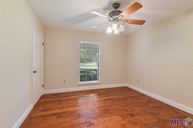 4533 Cypress St, Zachary, LA 70791 - photo 5