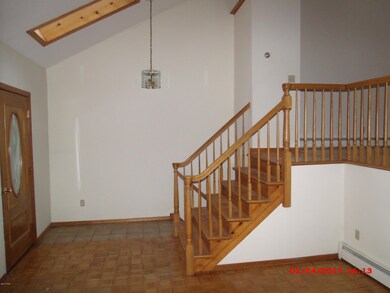 149 Myck Rd, Dingmans Ferry, PA 18328 - photo 7