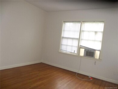 4227 Walker Rd unit 4, Charlotte, NC 28211 - photo 6