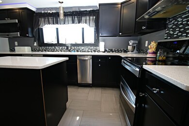 32 Forest Ave, Saugus, MA 01906 - photo 7