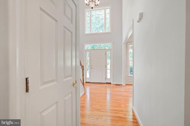 6035 Gholson Bridge Ct, Manassas, VA 20112 - photo 2