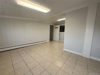 3 Maple Place unit 2 second floor, Glen Head, NY 11545 - photo 4