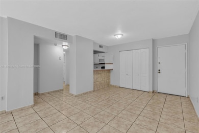 210 Fontainebleau Blvd unit 210, Miami, FL 33172 - photo 7