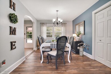 505 S Walker St, Burgaw, NC 28425 - photo 7