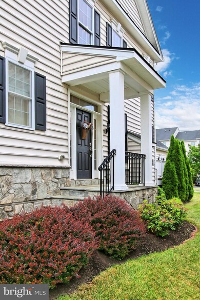 23204 Evergreen Ridge Dr, Ashburn, VA 20148 - photo 2