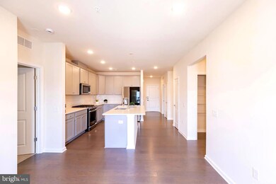 1 Culvert Dr unit 211, West Windsor Township, NJ 08550 - photo 2