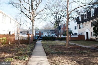 2663 S Walter Reed Dr unit B, Arlington, VA 22206 - photo 2