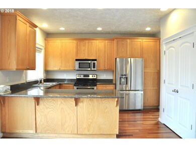 738 June Dr, Molalla, OR 97038 - photo 5