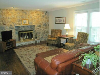 4010 Elizabeth Ln, Fairfax, VA 22032 - photo 5