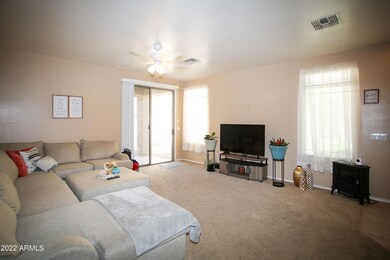 04 Living Room
