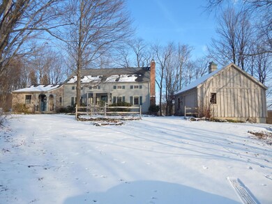 201 Manor Dr, Shavertown, PA 18708 - photo 2