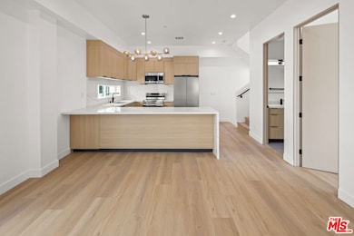 11012 Hortense St unit A, North Hollywood, CA 91602 - photo 3