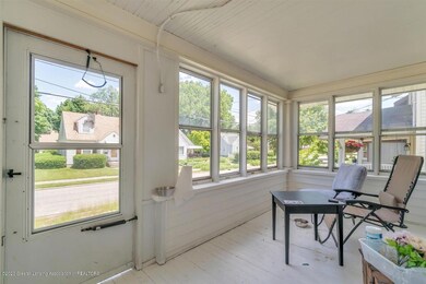07-1223 Edward St-WindowStill-Real-