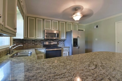 2002 Acker Dr, Albany, GA 31707 - photo 6