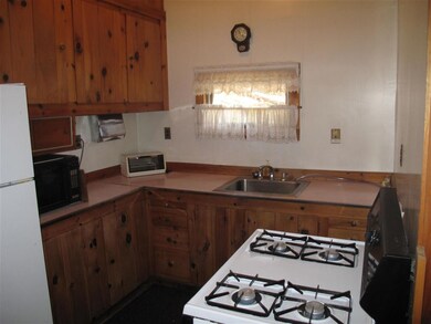 191 Vt Route 100 N, Wilmington, VT 05363 - photo 2